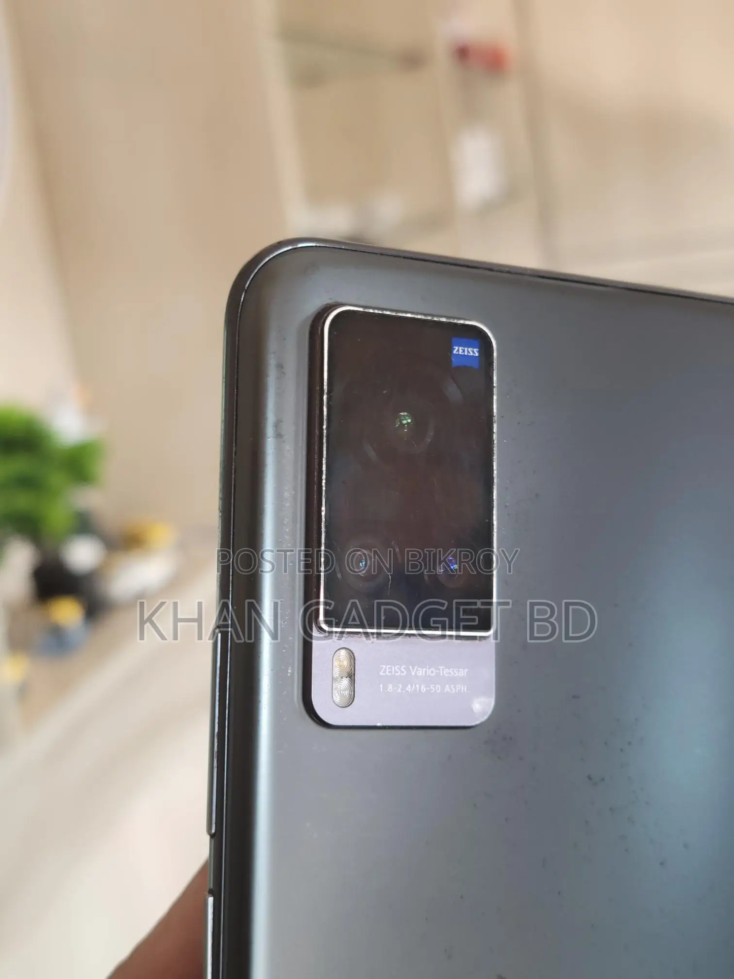 Vivo x60 (8+256) (Used)
