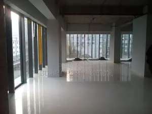 3320 Sqft Nice Open Commercial Space Rent in Banani