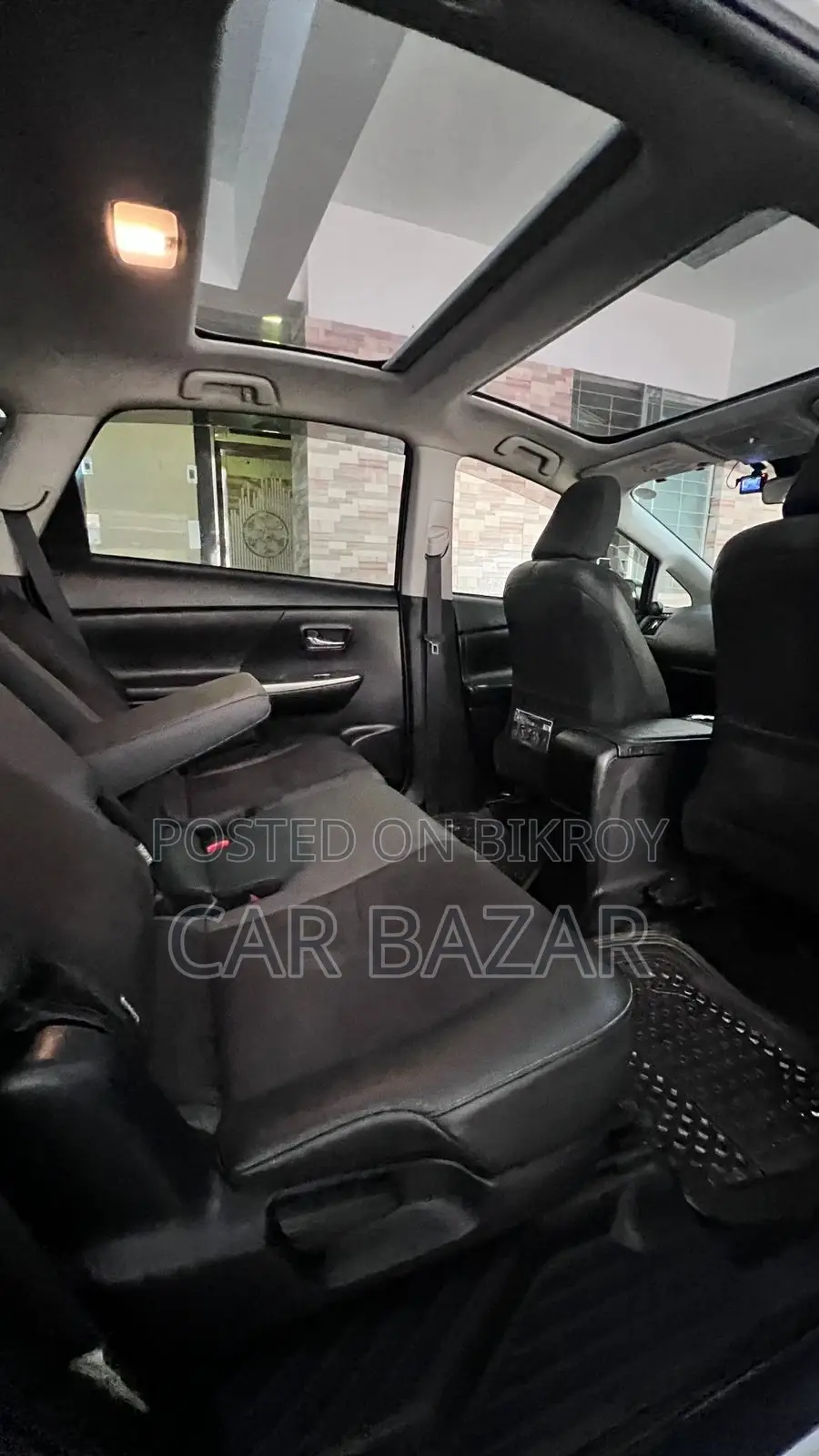 Toyota Prius Alpha PANAROMIC 2016