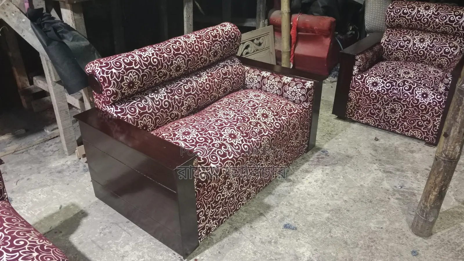 Box Sofa Set with Center Table