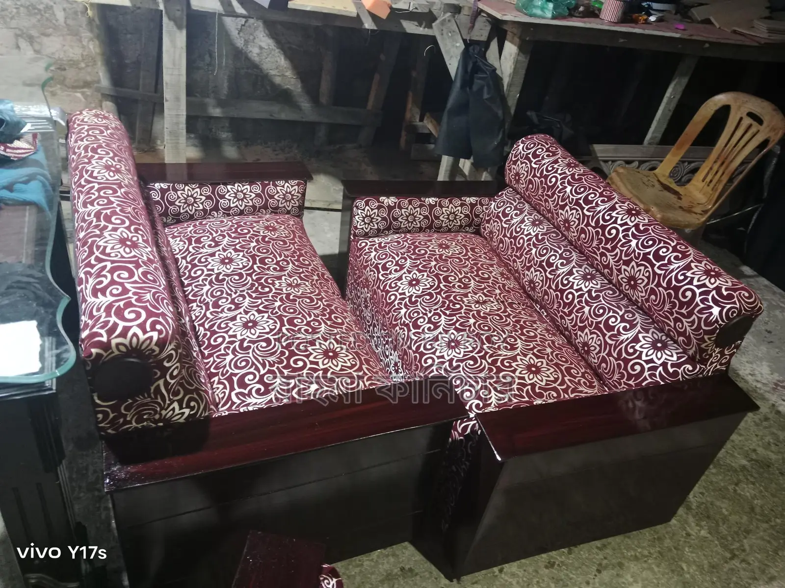 Box Sofa Set with Center Table