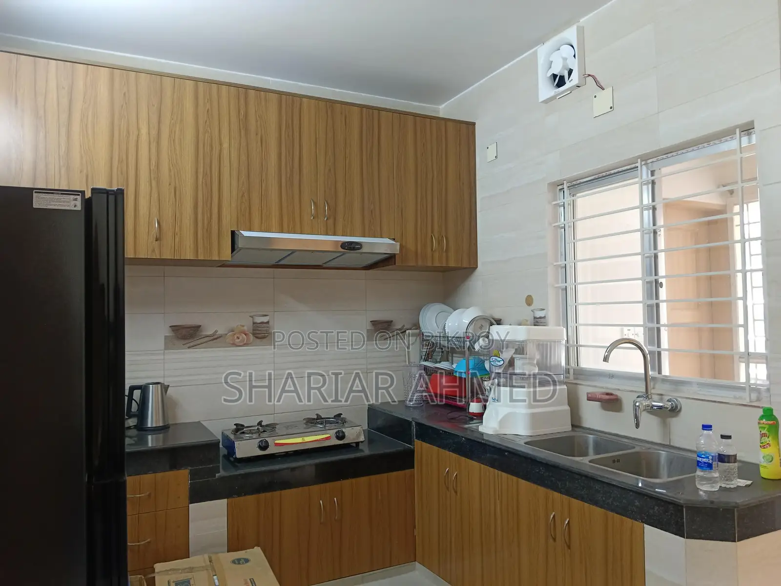 গুলশান ২-এ ৩০০০ বর্গফুটের ৪ বেডরুমের ফুল-ফার্নিশড ফ্ল্যাট ভাড়ার জন্য