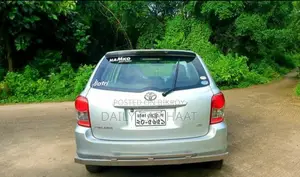 Toyota Fielder G 2010