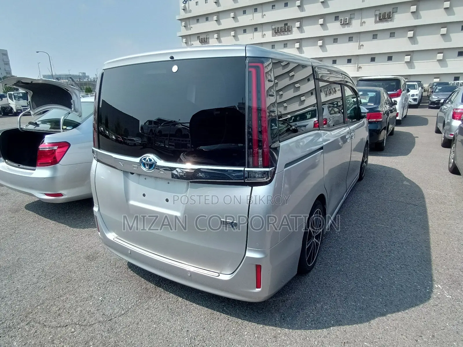 Toyota Noah X Package 2021