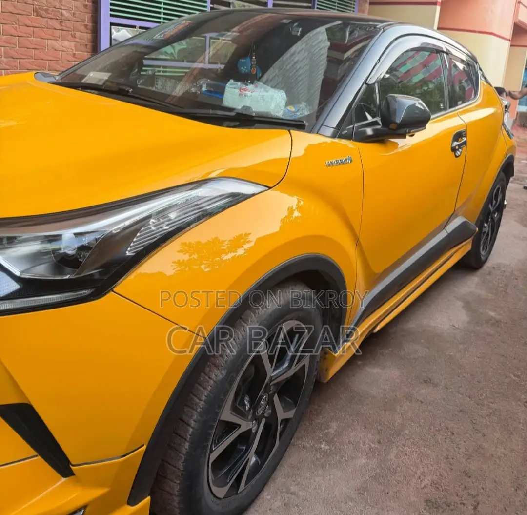 Toyota C-HR G LED MODELISETTA 2017