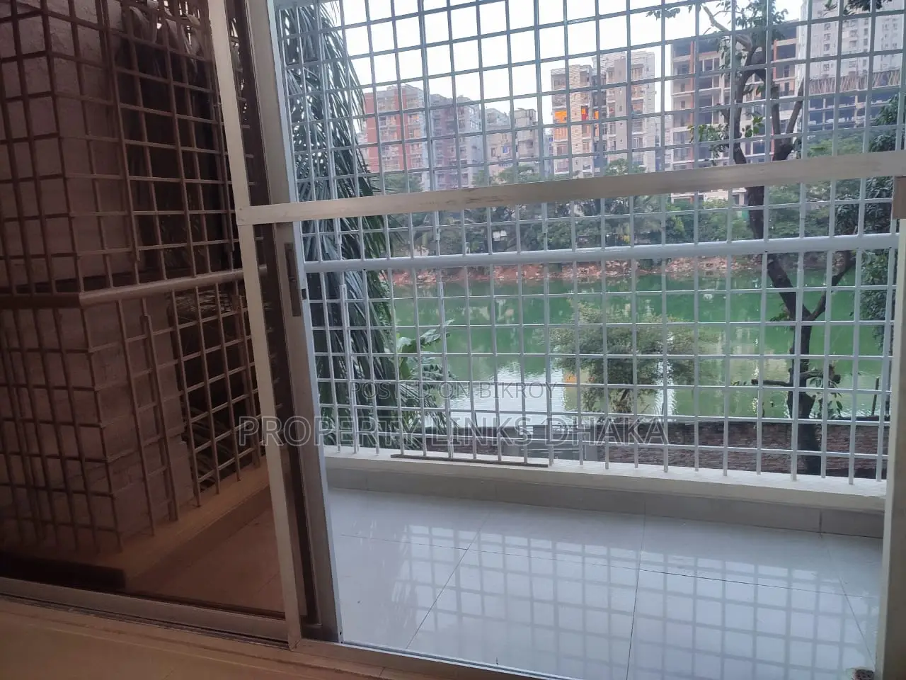 Unfurnished flat for Rent in Gulshan