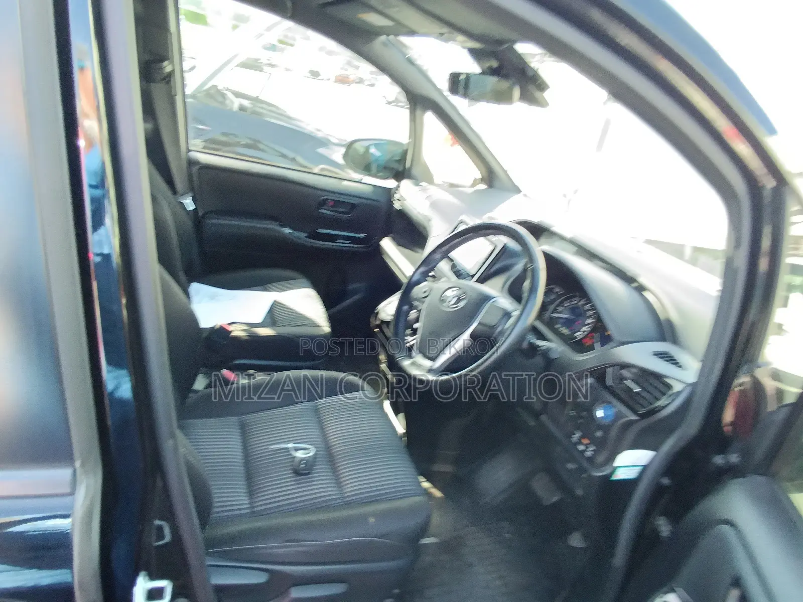 Toyota Voxy ZS KIRAMIKI 2020