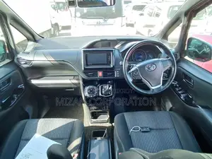 Toyota Voxy ZS KIRAMIKI 2020