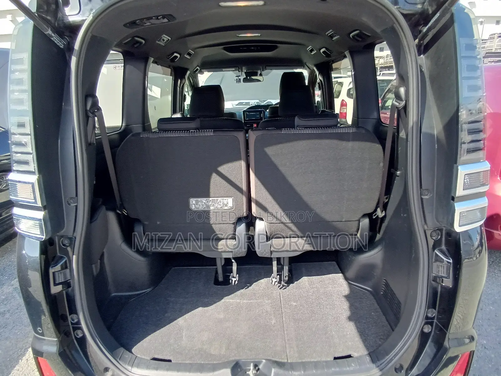 Toyota Voxy ZS KIRAMIKI 2020