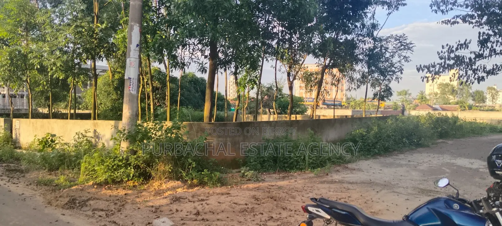 সেক্টর ২৭-এ ১৫০ ফুট রোডের কাছে, ১৮ ফুট/৩০ ফুট কর্নার, ৪ কাঠার প্লট