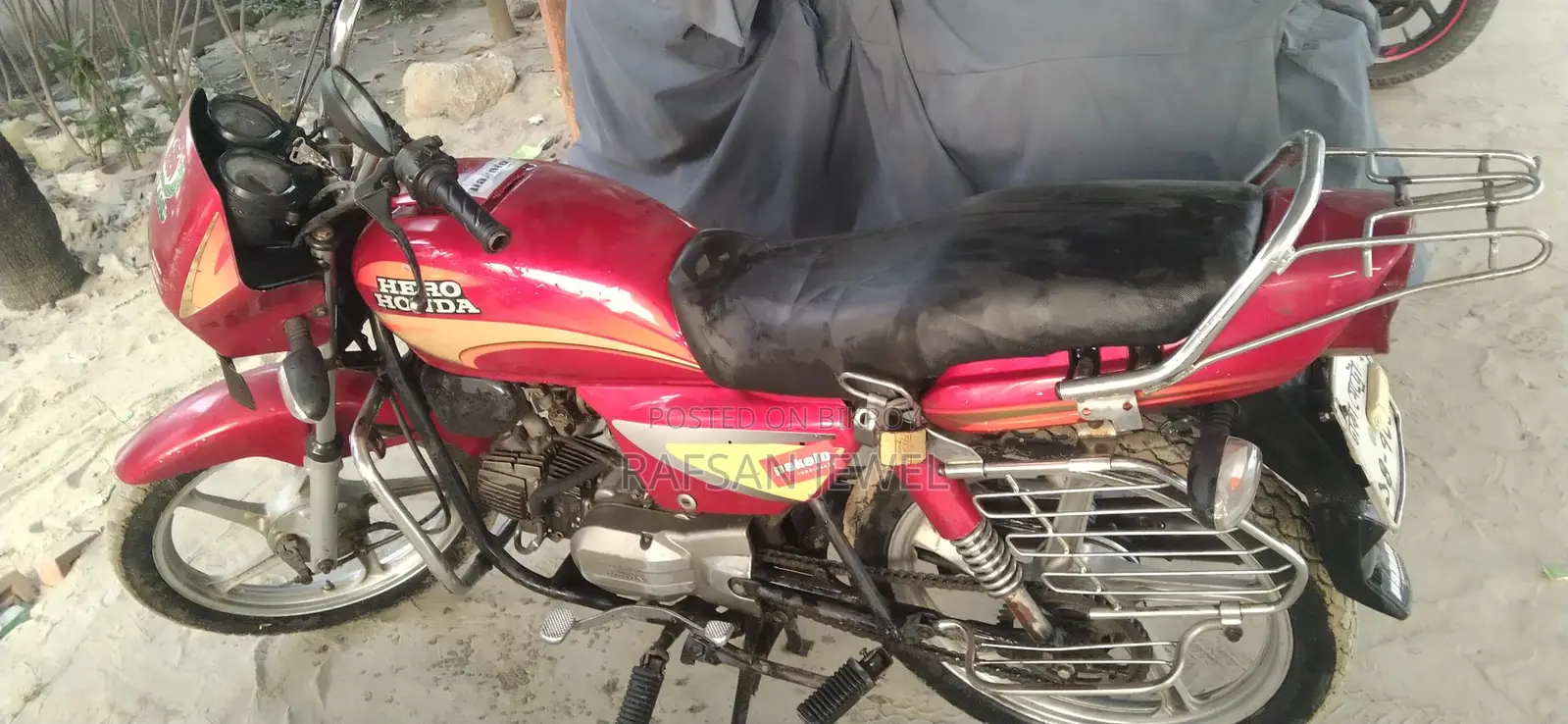 Hero Splendor . 2011