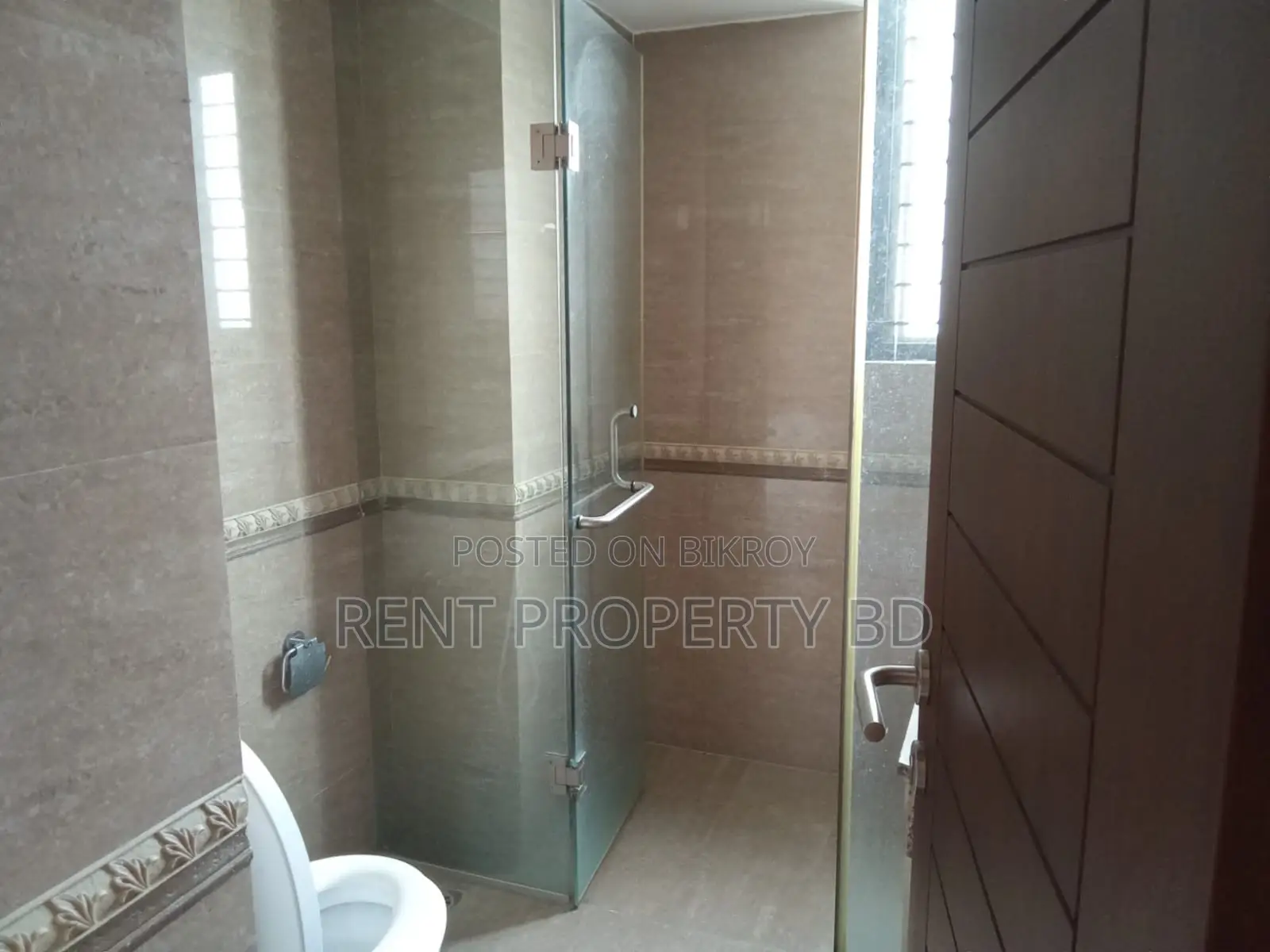৪ বেড লাক্সারি ফুল ফার্নিশড অ্যাপার্টমেন্ট ভাড়া গুলশান-২