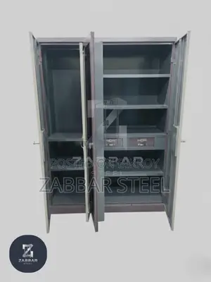 Zabbar Steel-এর আধুনিক ৩ পাল্লার স্টিল আলমারি—Steel Almirah