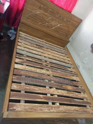 Akashmoni Wood Bed