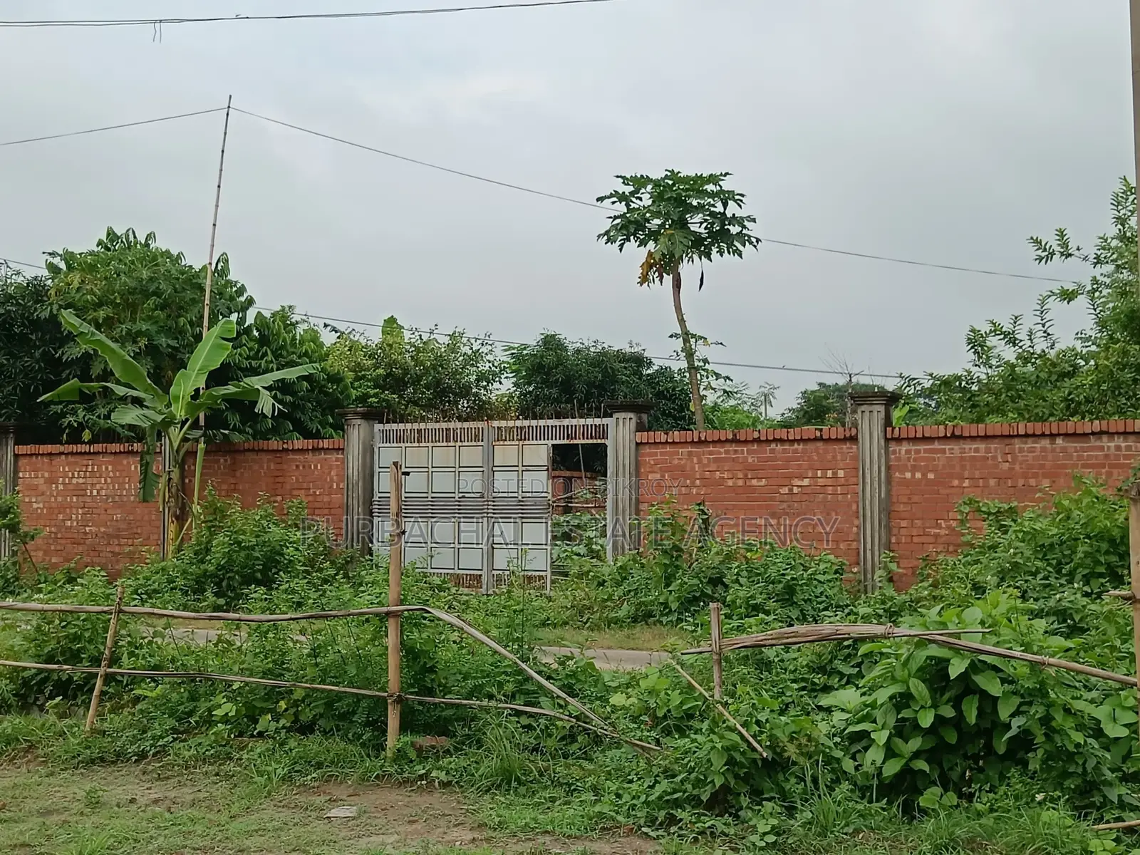 Near 75ft, South Facing, 3 Katha In Sec#9