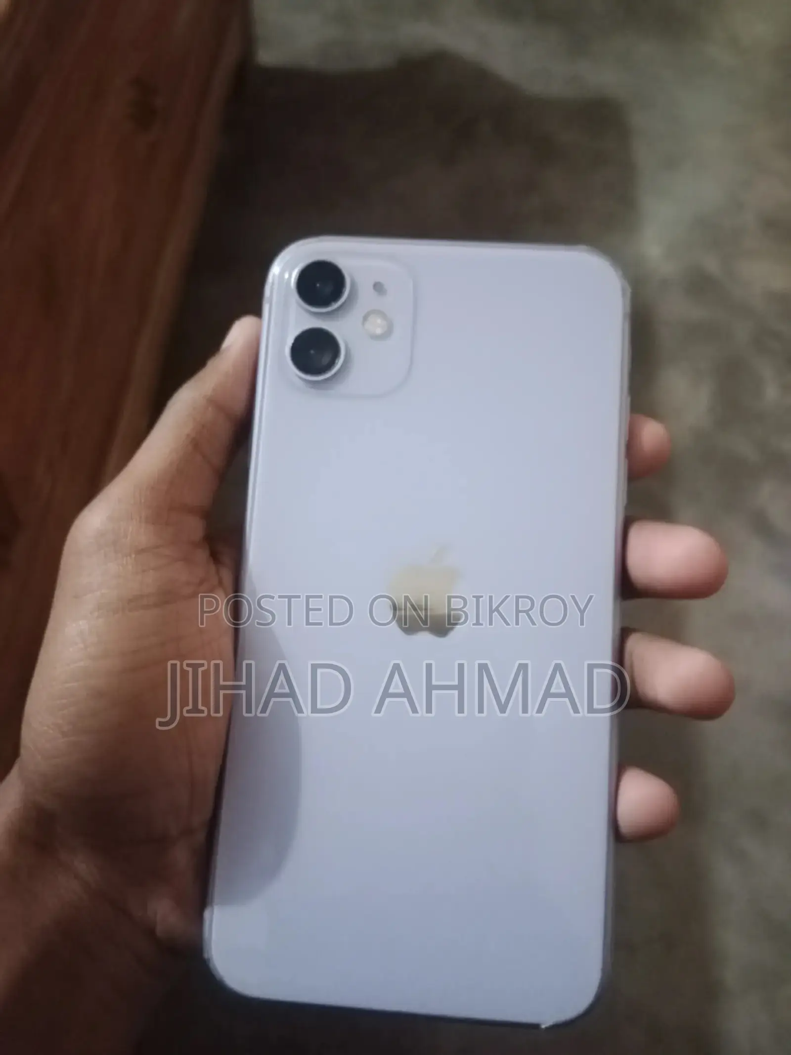 Apple iPhone 11 (Used)