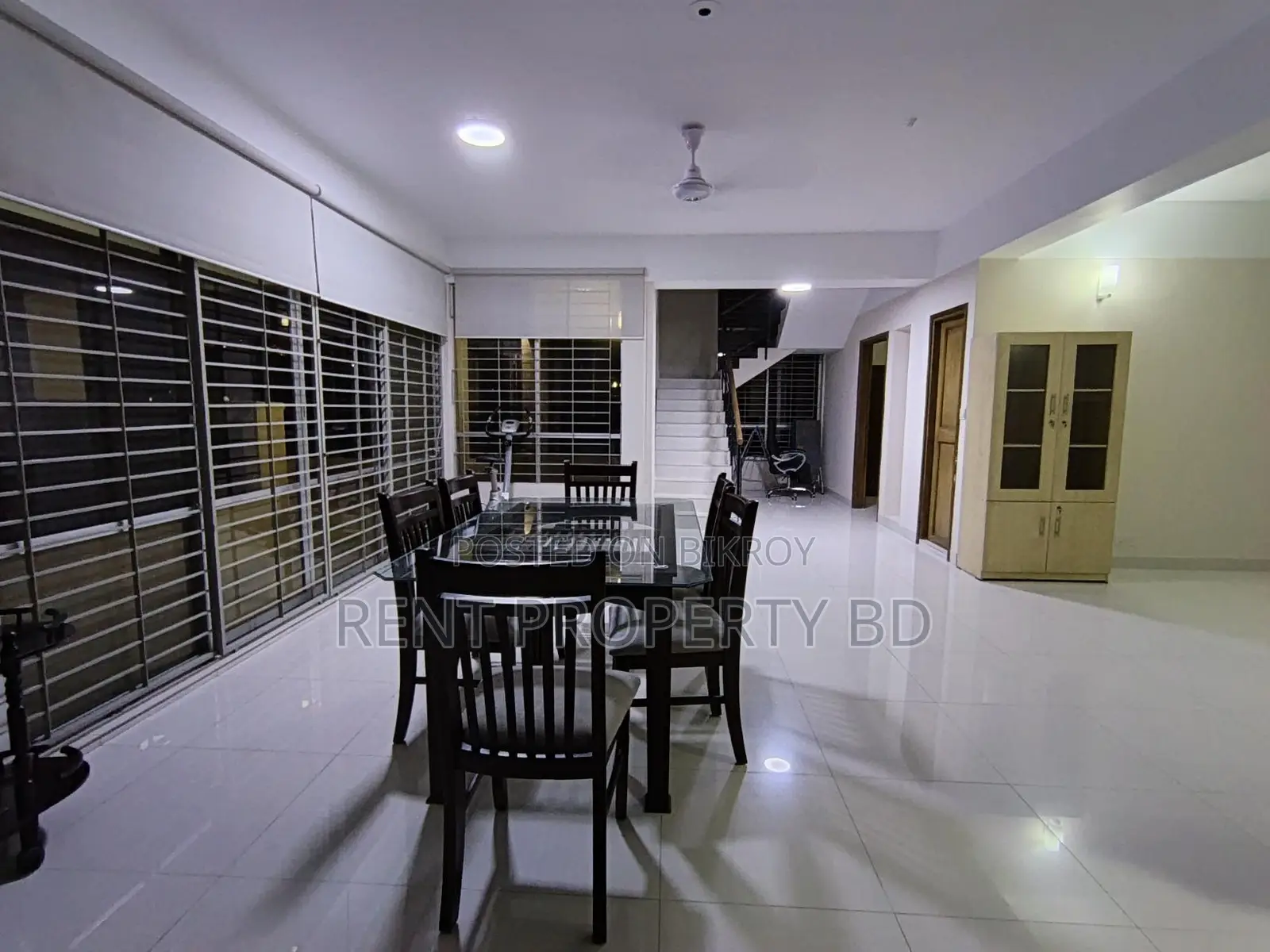 গুলশানে লেক ভিউ ডুপ্লেক্স সম্পূর্ণ ফার্নিশড অ্যাপার্টমেন্ট ভাড়া