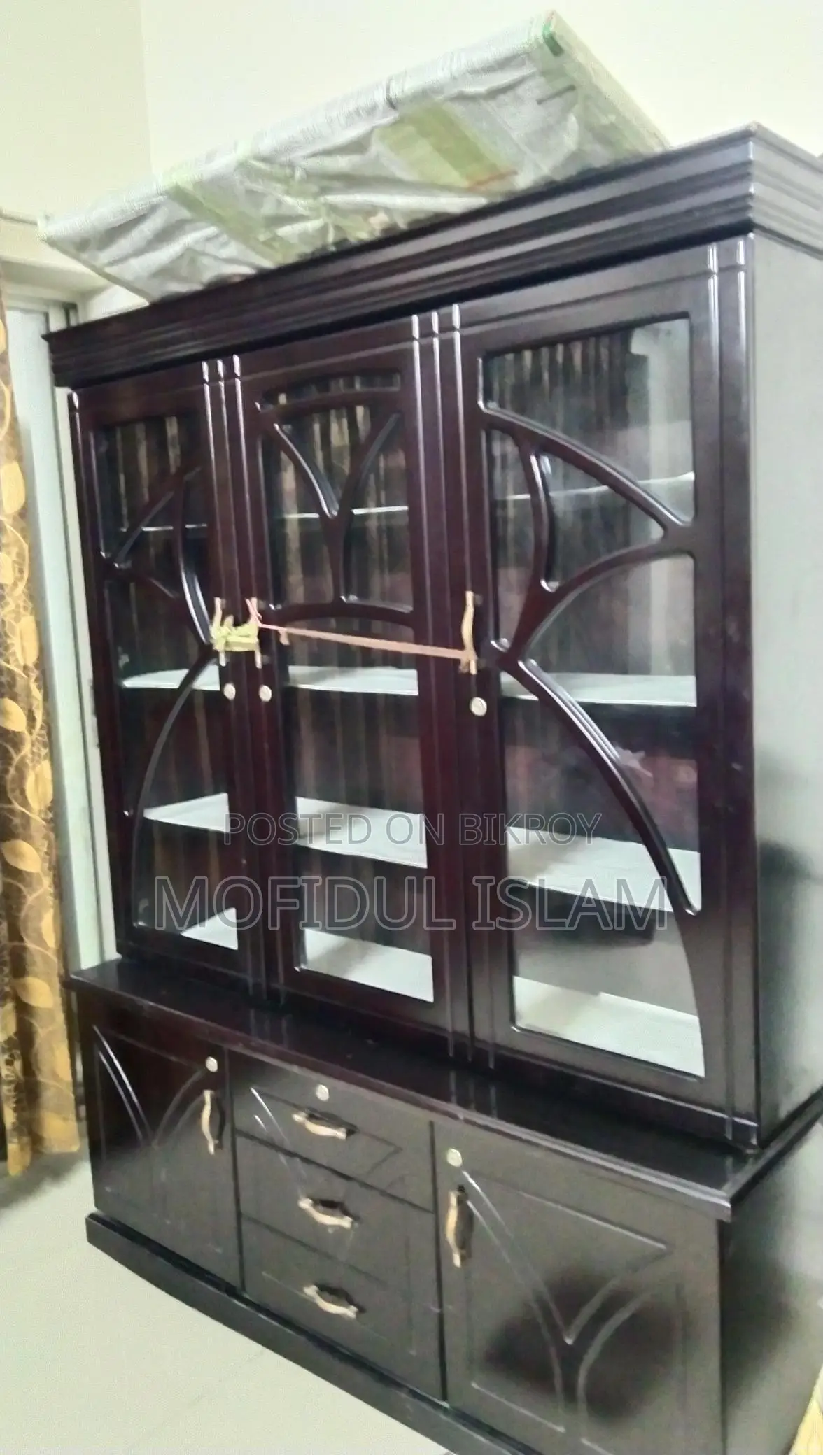 Showcase for sale