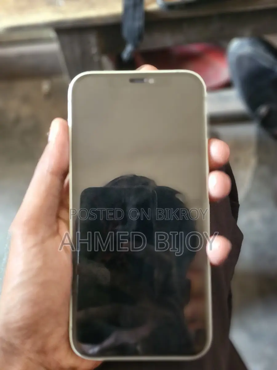 Apple iPhone 12 . (Used)