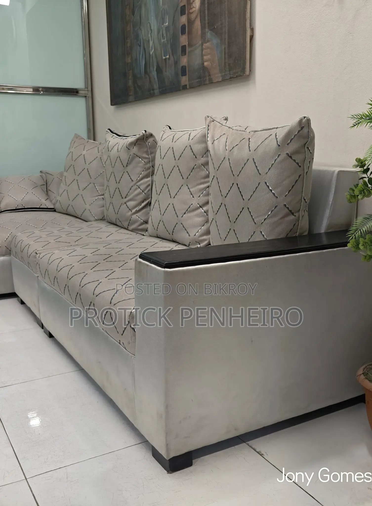 Sofa for sale