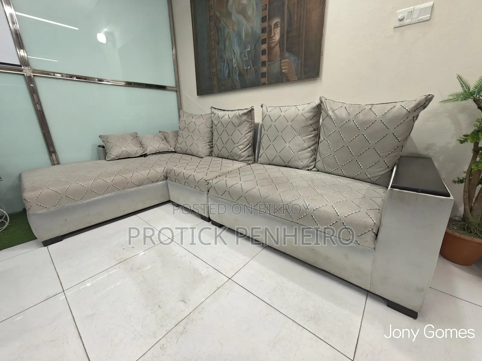 Sofa for sale