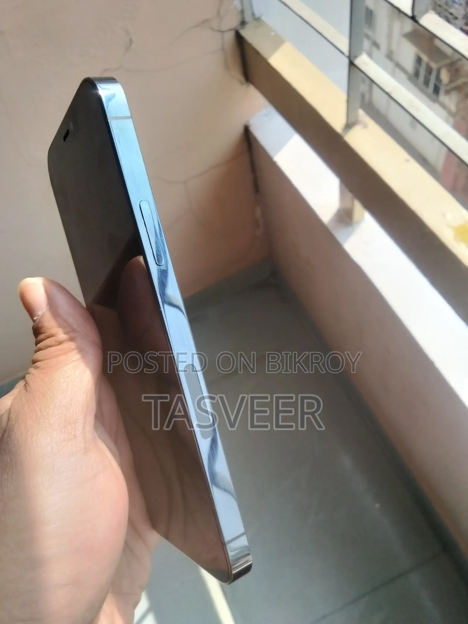Apple iPhone 12 Pro USA variant (Used)