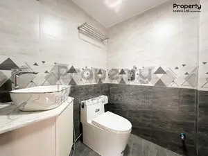Ready Apartment For Sale! 2315 Sqft Flat At Bashundhara E Block