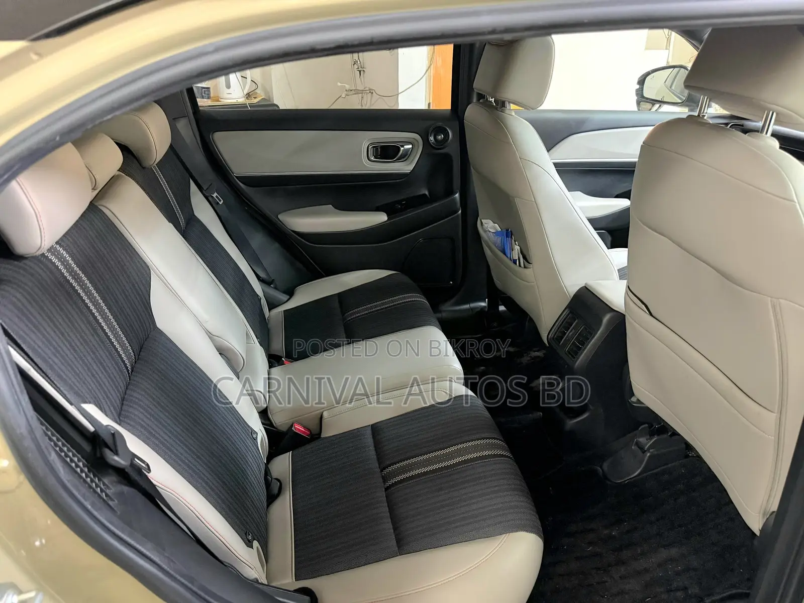 Honda Vezel Z Play Pkg 2022