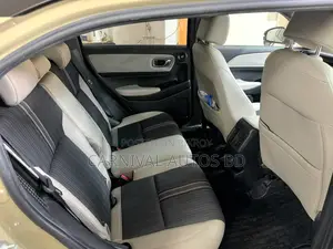 Honda Vezel Z Play Pkg 2022