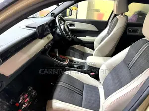 Honda Vezel Z Play Pkg 2022