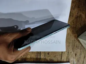Samsung Galaxy S20 FE (Used)