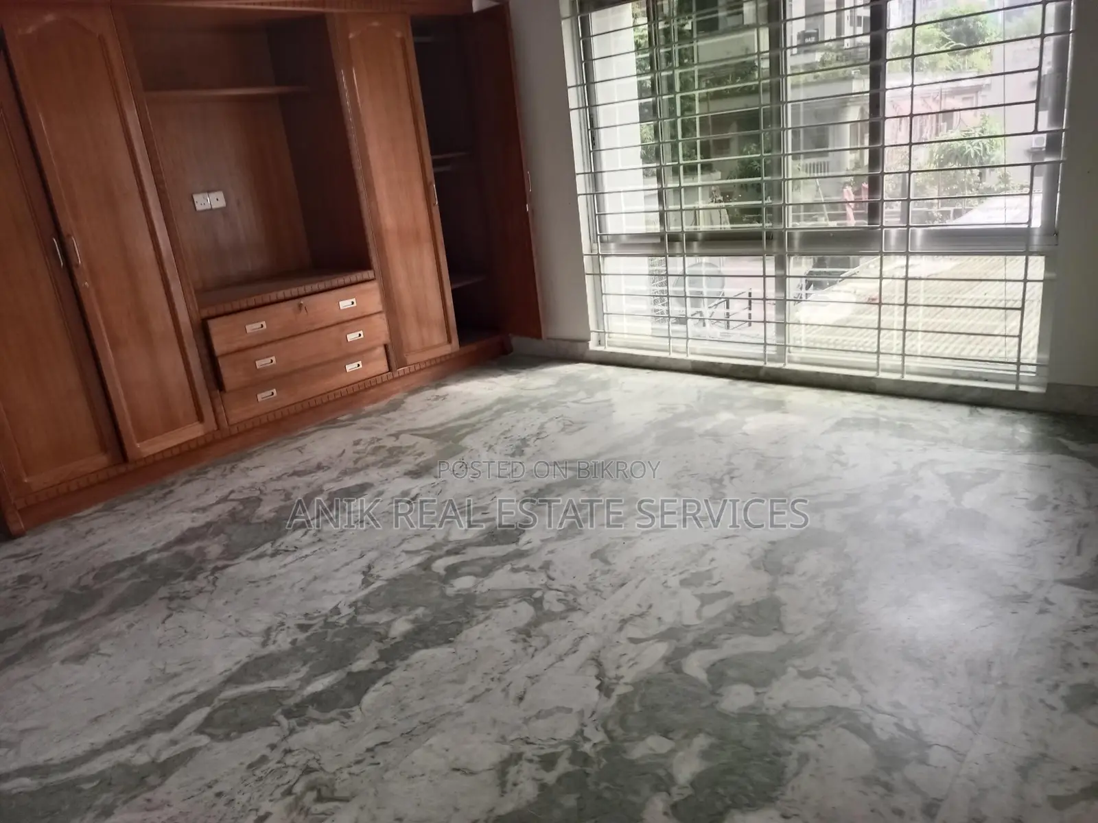 Good Quality 3 Bedroom Un Farnised Flat Rent At Gulshan