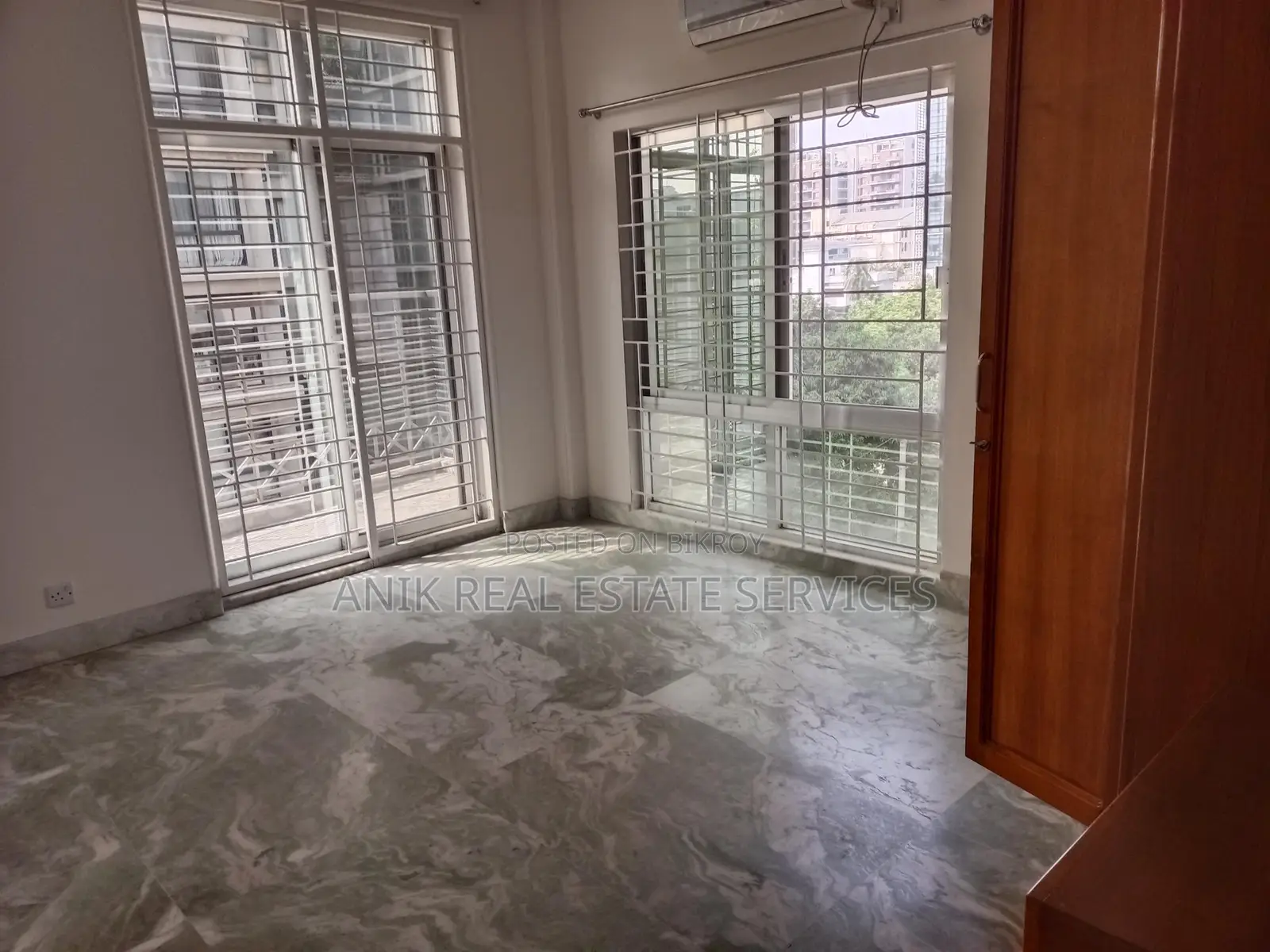Good Quality 3 Bedroom Un Farnised Flat Rent At Gulshan