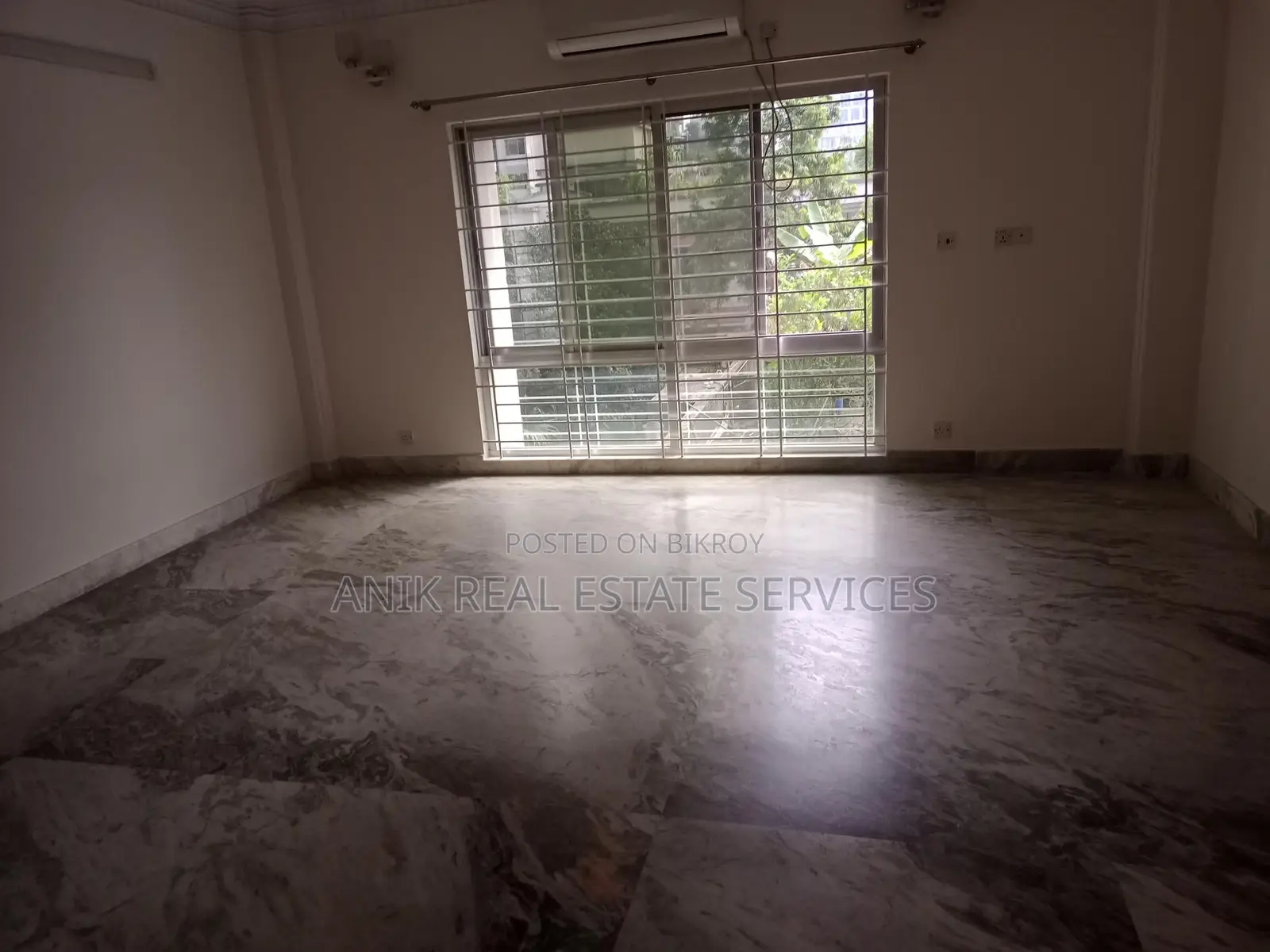 Good Quality 3 Bedroom Un Farnised Flat Rent At Gulshan