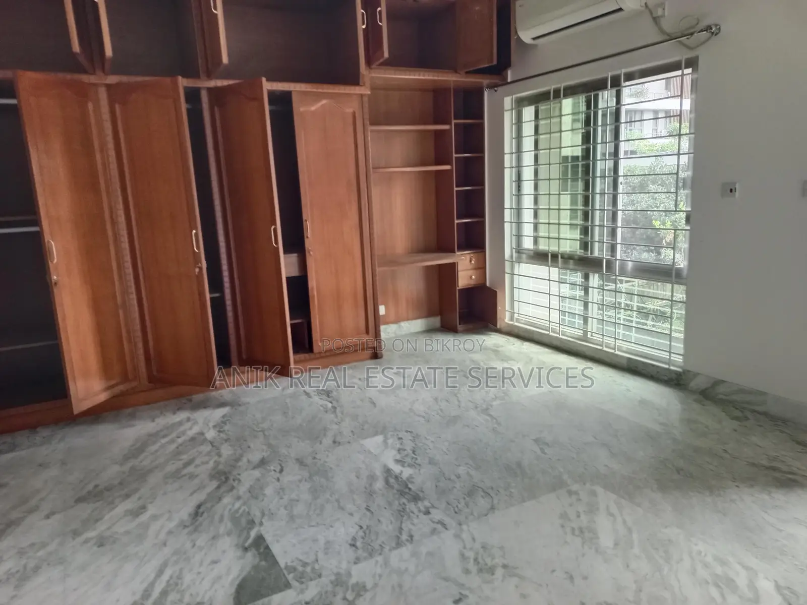 Good Quality 3 Bedroom Un Farnised Flat Rent At Gulshan