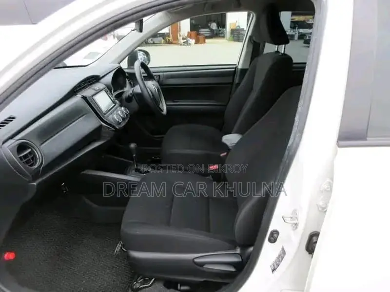 Toyota Axio EX HYBRID PUSH 2020