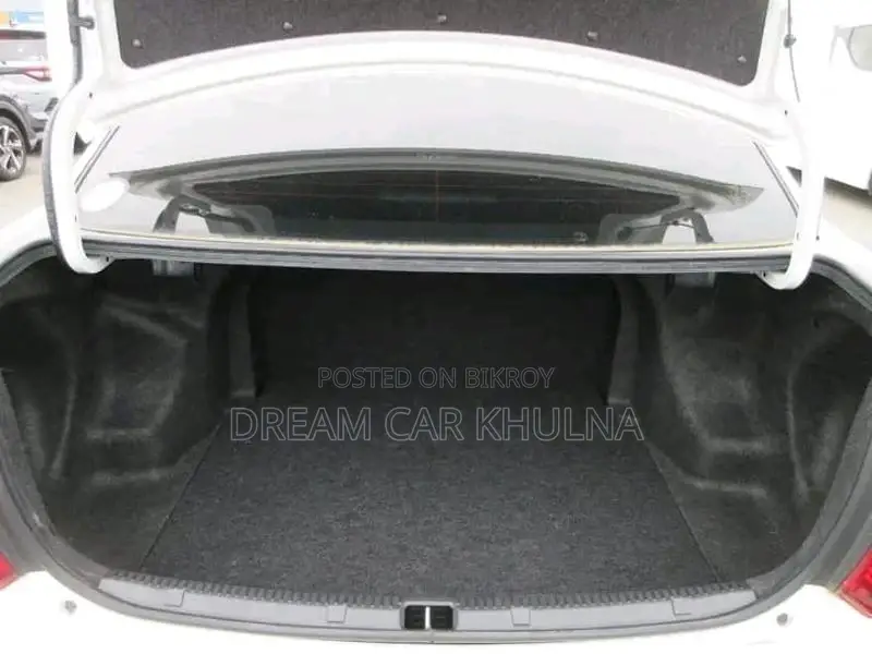 Toyota Axio EX HYBRID PUSH 2020