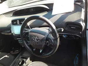 Toyota Prius S SAFETY PLUS 2 2021