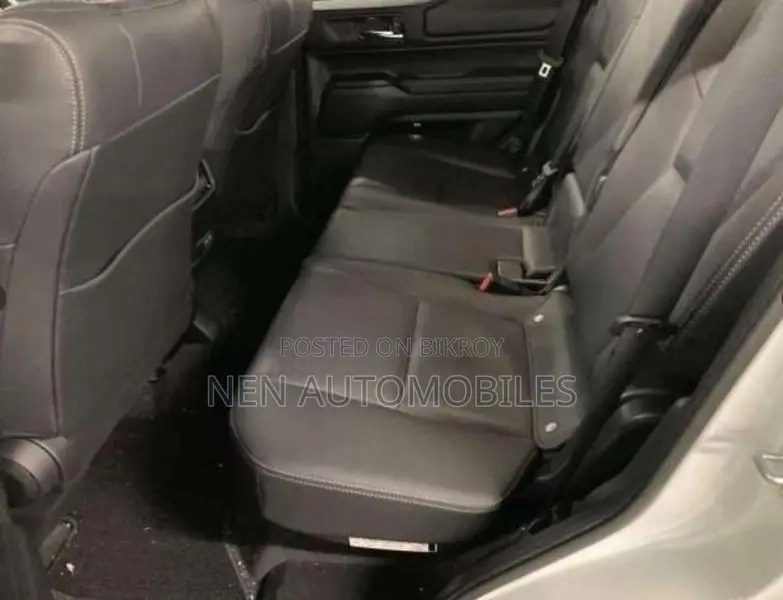 Toyota Prado LC250 2025