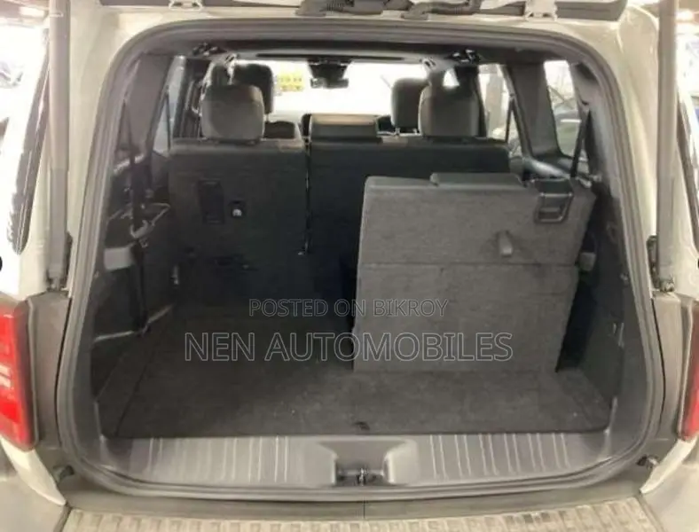 Toyota Prado LC250 2025