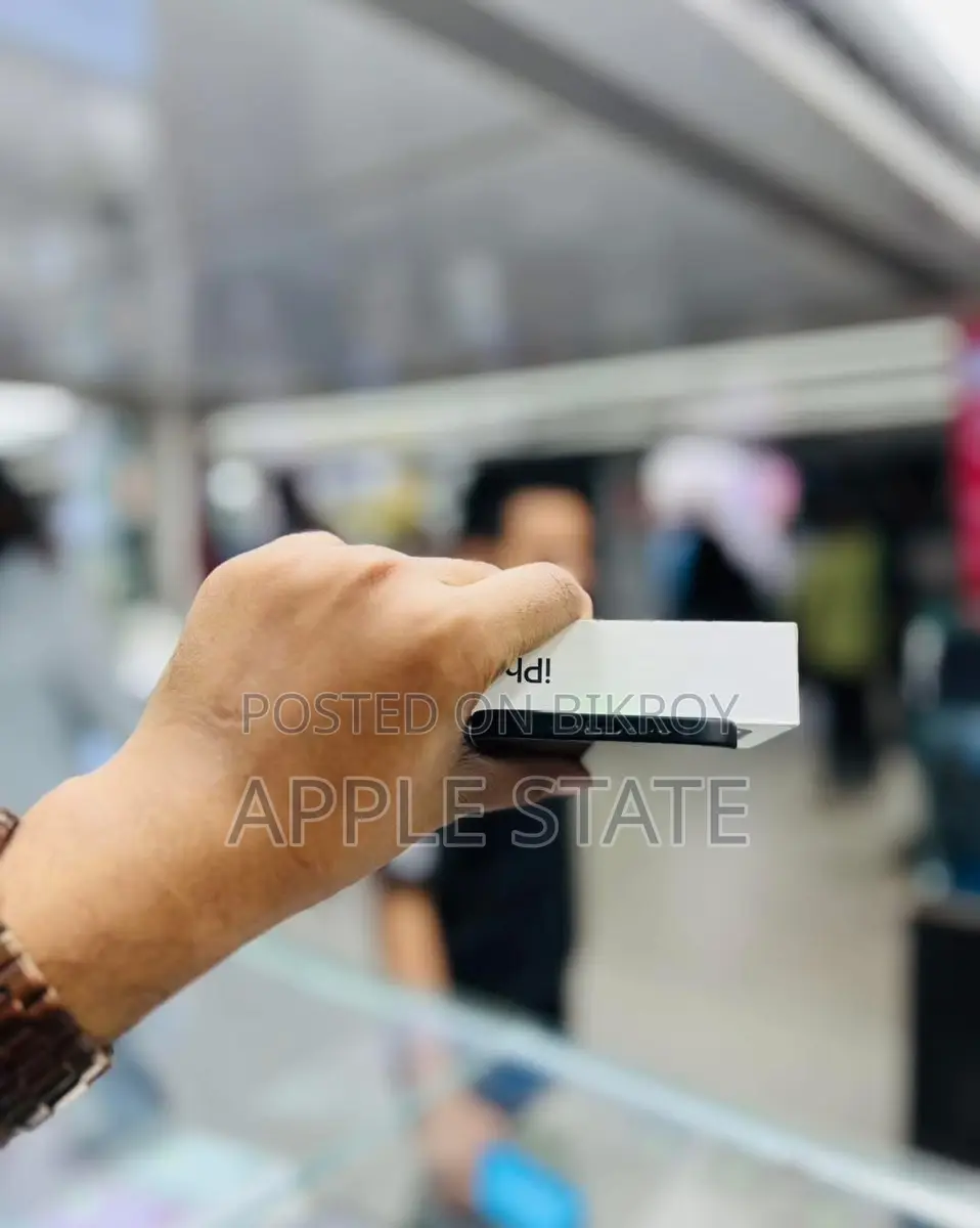 Apple iPhone 15 . (Used)