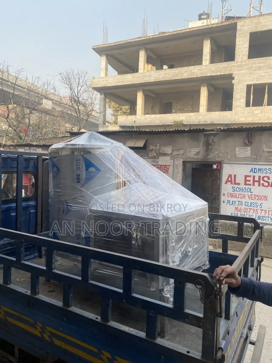 300 Liter Milk Chiller or Cooler Machine