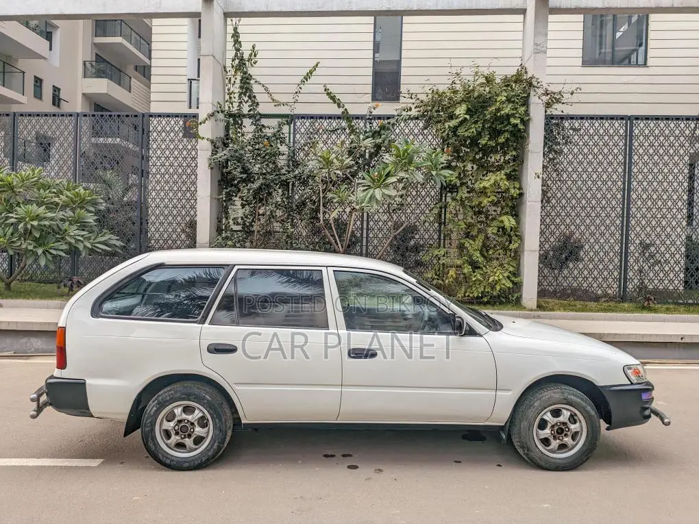 Toyota Wagon 100 SUPER FRESH 2002