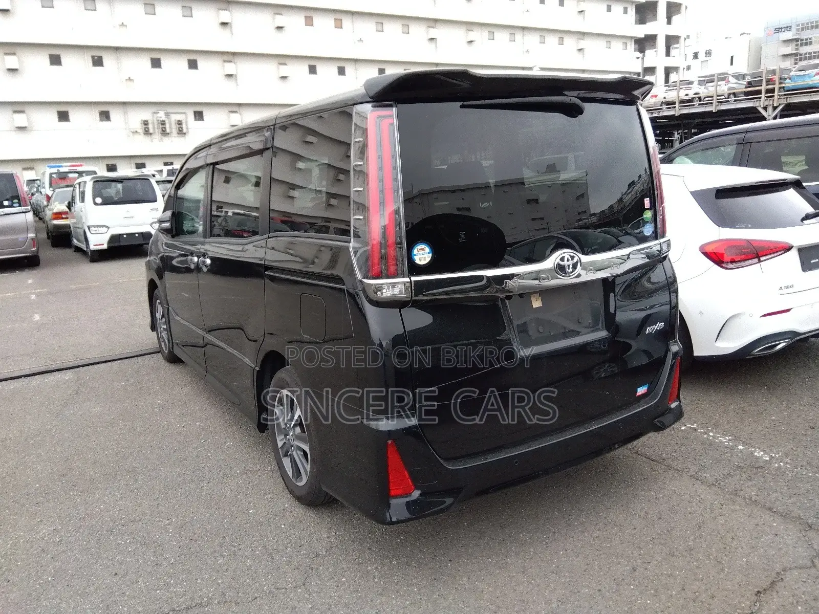 Toyota Noah SI WXB NON-HYB 4PT 2020