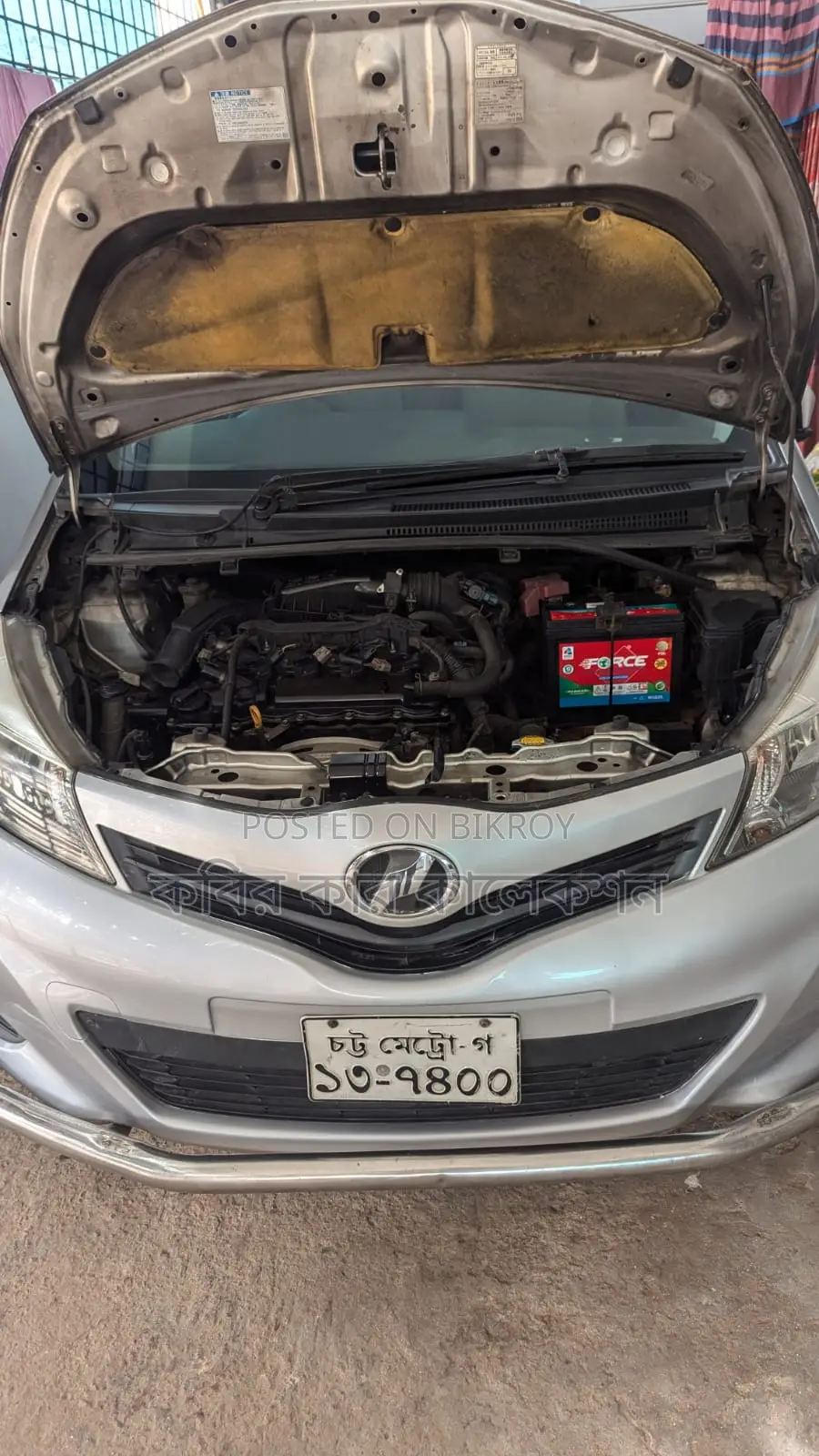 Toyota Vitz key start 2011