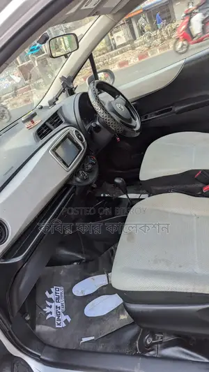 Toyota Vitz key start 2011