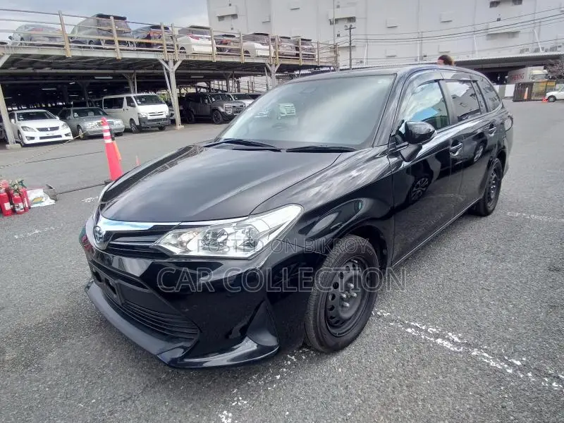 Toyota Fielder Ex 2020