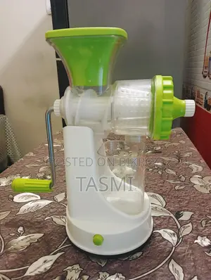 Hand Juicer