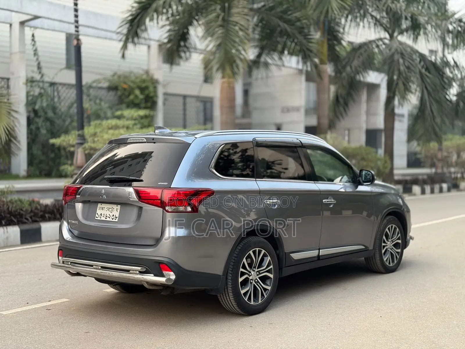 Mitsubishi Outlander Sunroof 7 Seat Octane 2017