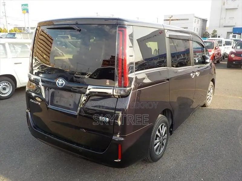 Toyota Esquire G I Premium Package 2021
